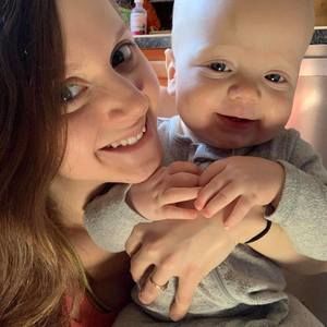 Meet your Posher, Rebekah